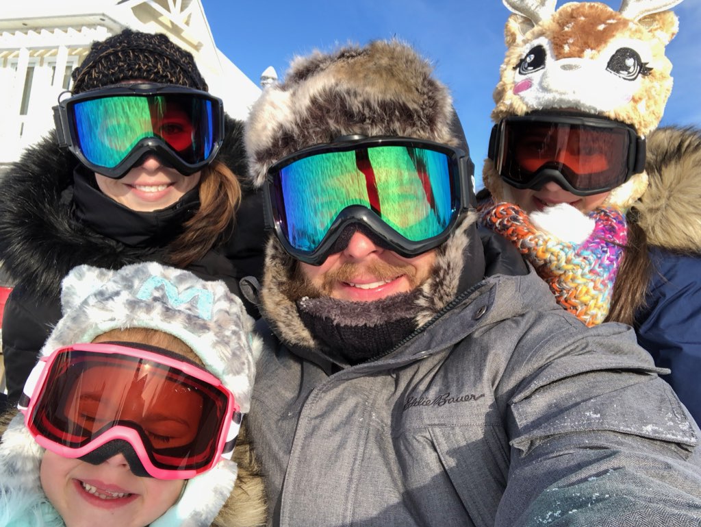 Gregori family in the snow